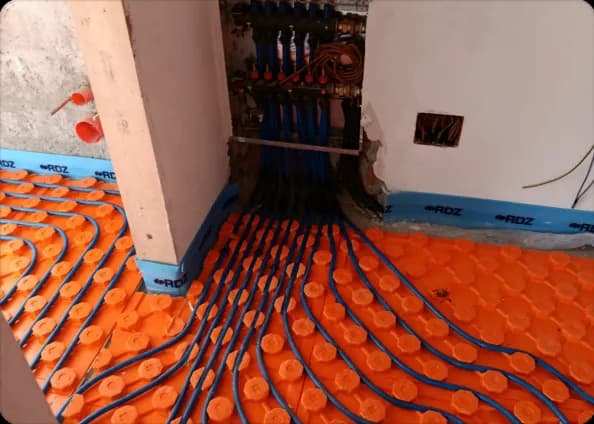 Posa pannello radiante con isolamento